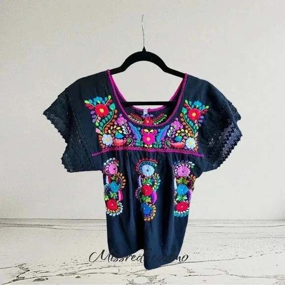 ~Boho~ Top - Small - Picture 1 of 6